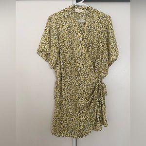 MELLODAY Yellow Floral Wrap Romper